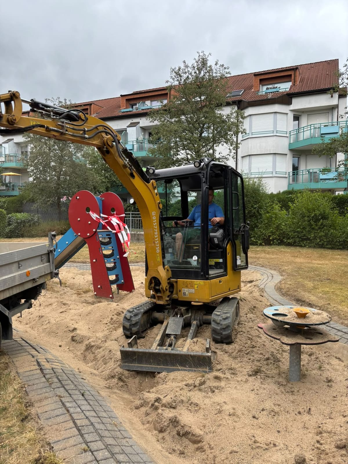 Sandkastenbau und -sanierung 24