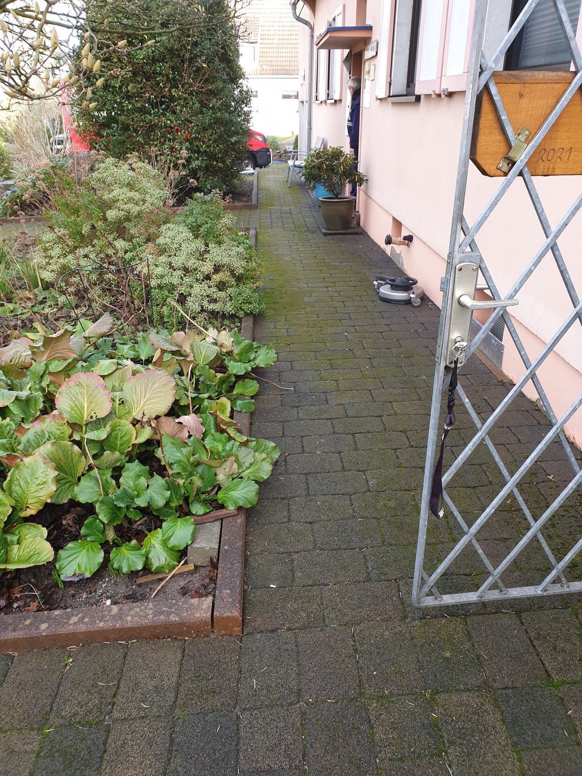 Terrassen- und Pflasterreinigung 9
